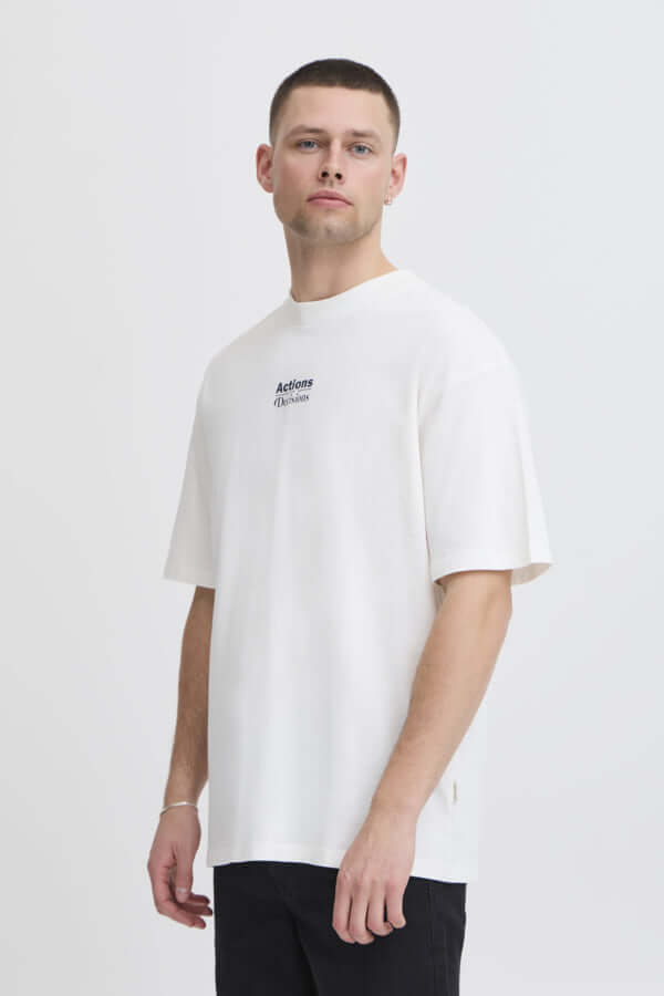 Blend T-Shirt BHJAMIL 20717787 in het wit met sportieve opdruk, regular fit en ronde hals.