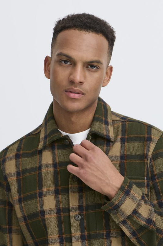 BHDIEGO overshirt heren groen Forest Night – voorzijde close up