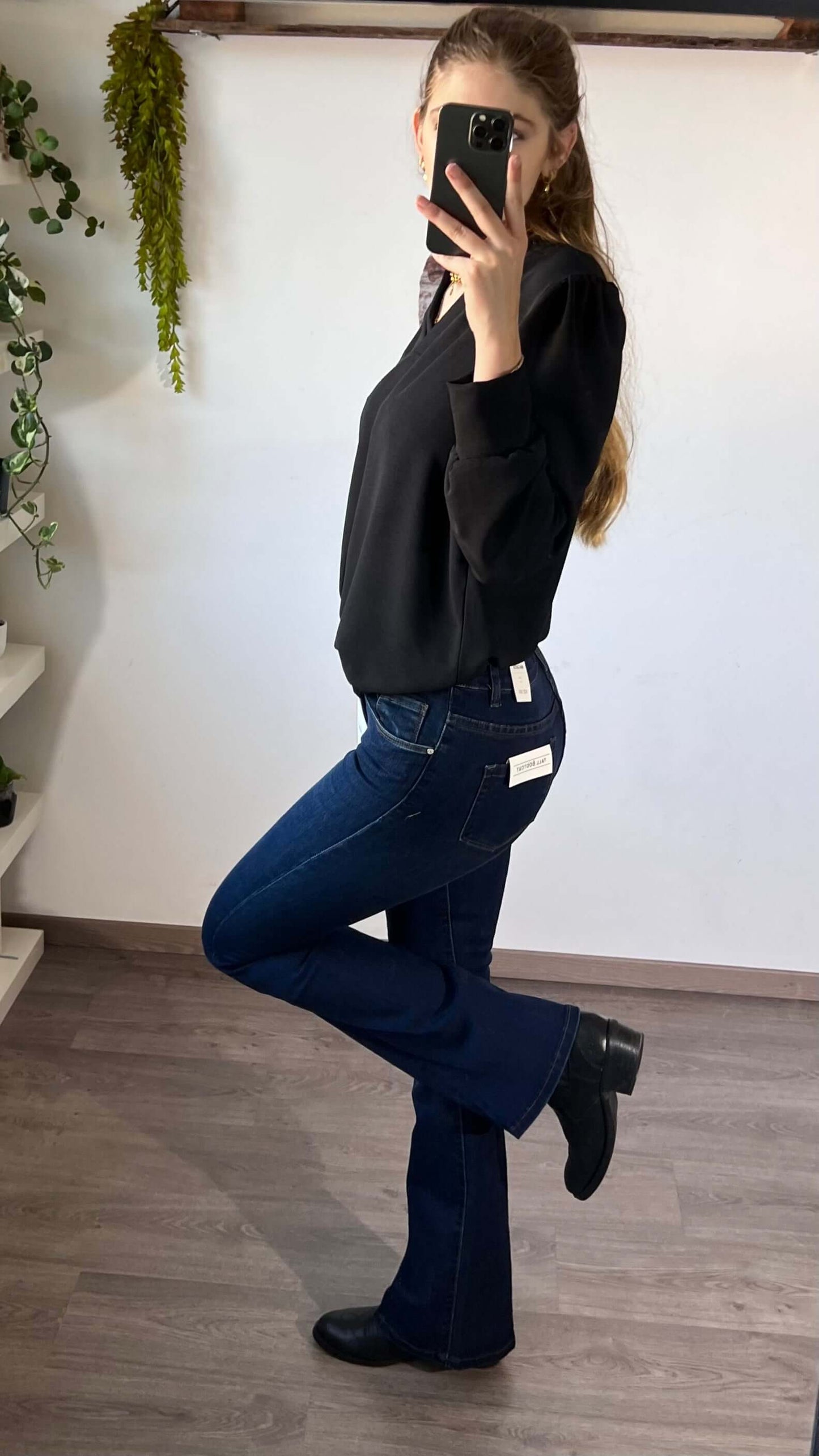 Nina Carter Flared Jeans Tall