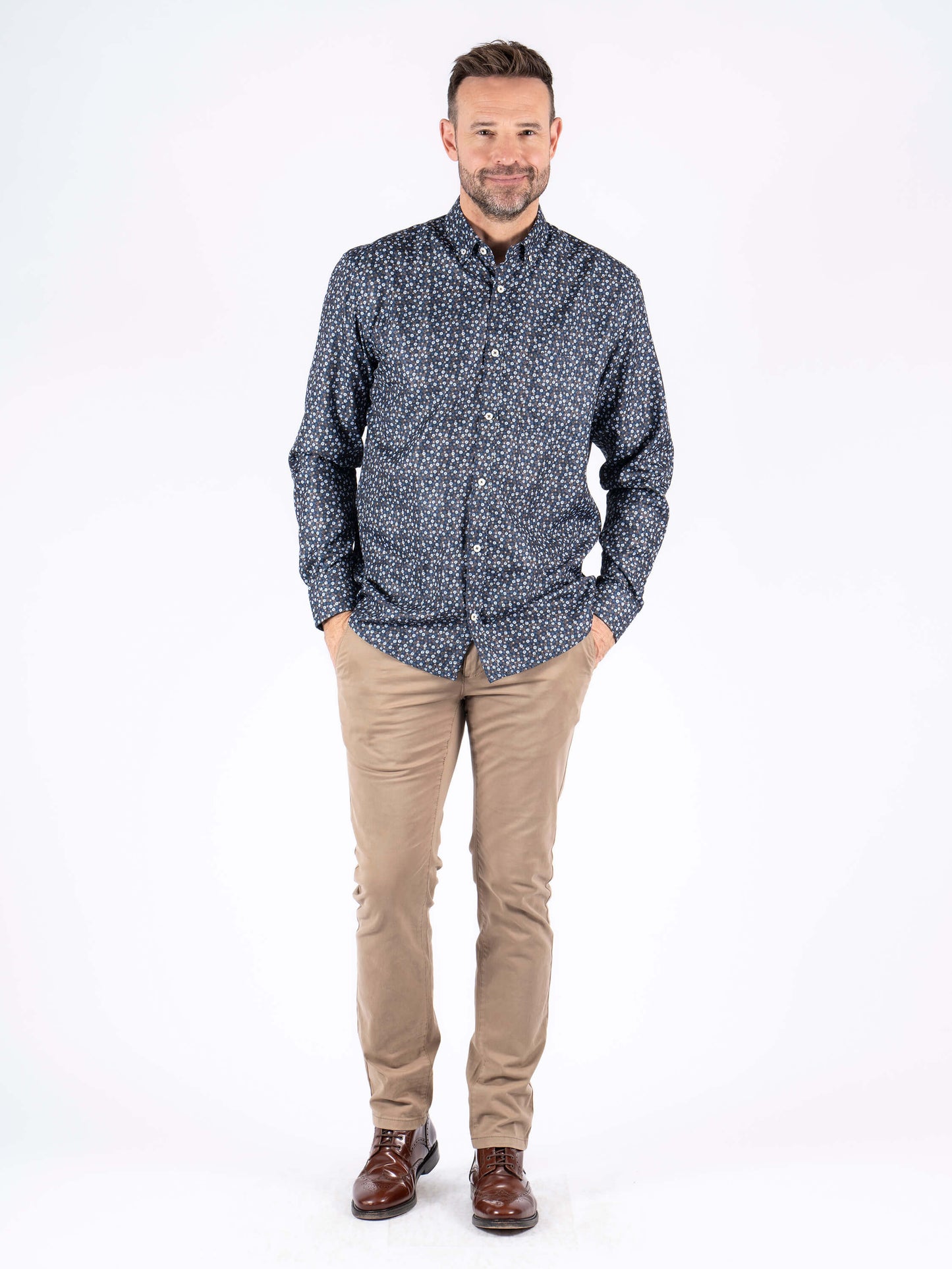PEanderson LS Big heren Mid Brown – voorzijde model