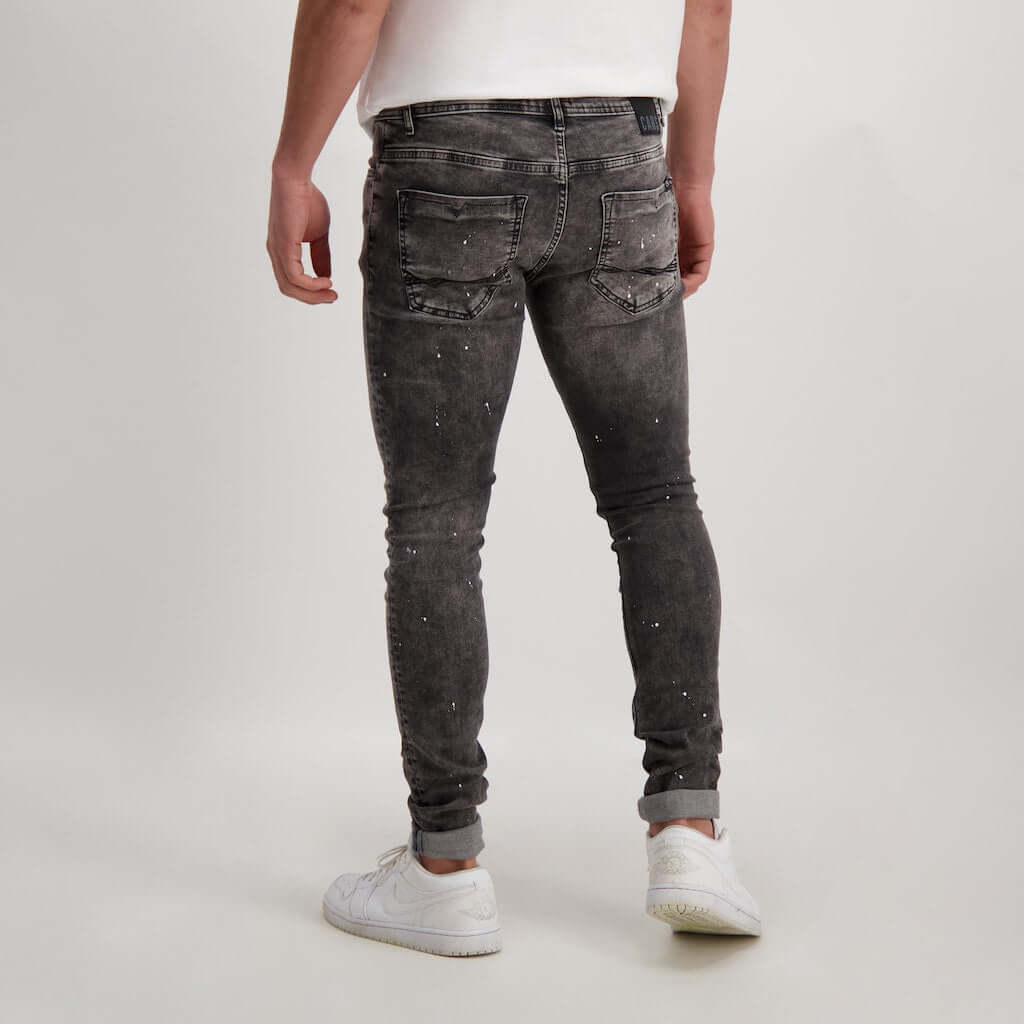 Cars Jeans Dust Black verfspetten achterzijde