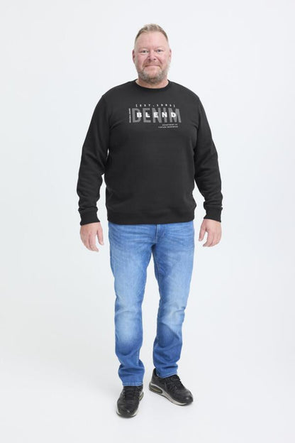 Blend BB sweatshirt heren grote maten zwart – voorzijde model
