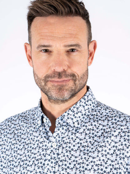 PEanderson LS heren Steel Grey – voorzijde close up