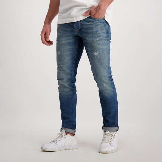 Cars Jeans Blizzard Flash Wash 7582851 slim fit jeans in lichtblauw, met comfortabel stretchmateriaal en een stijlvol 5-pocketdesign.