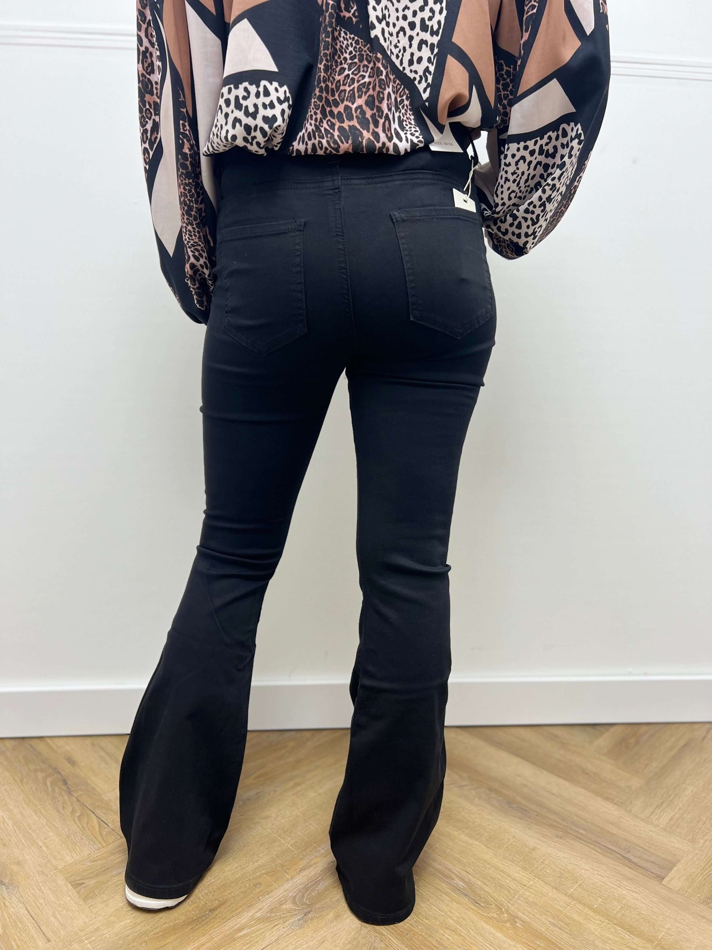 Goodies Flared Jeans Zwart