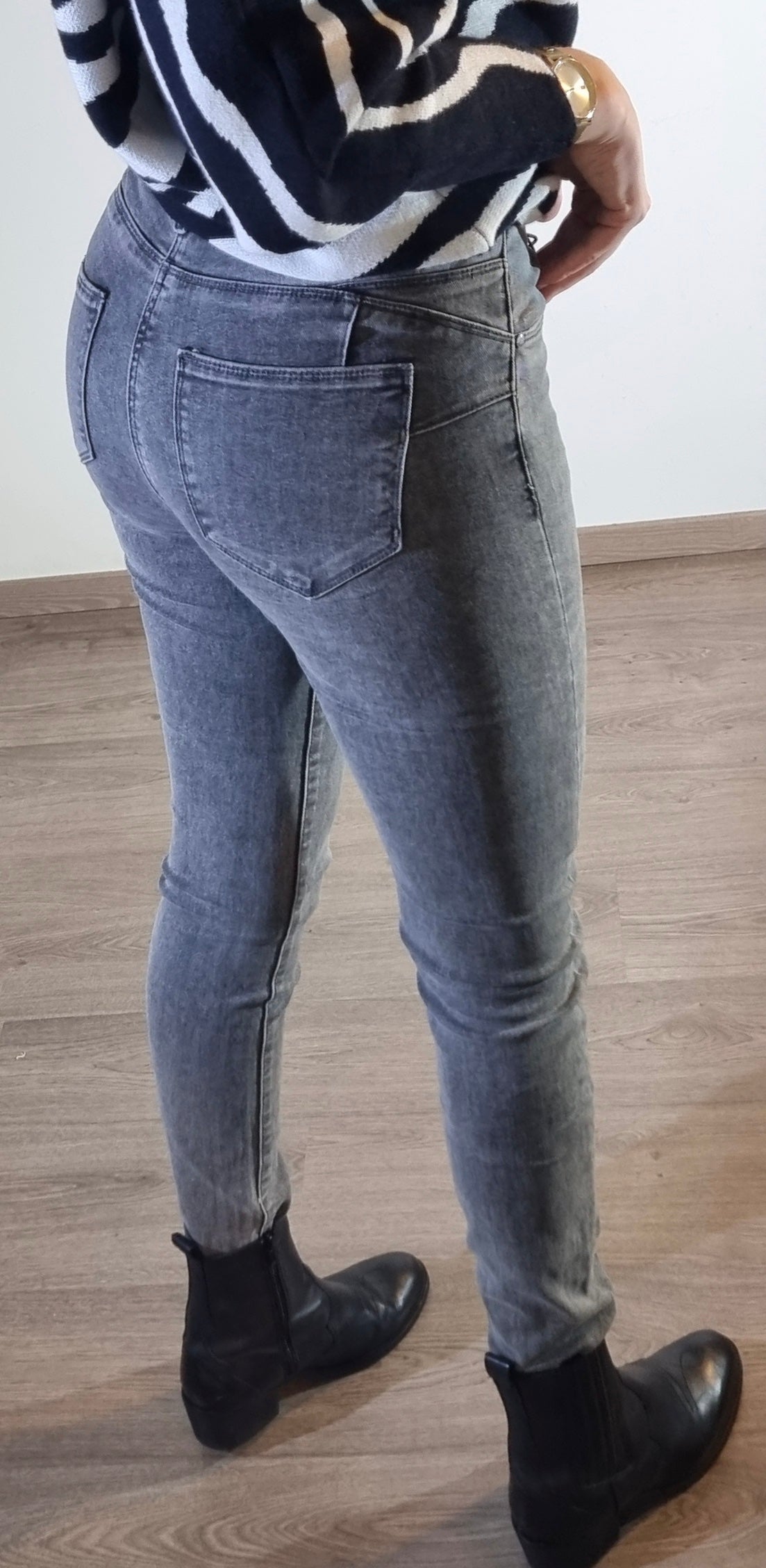 Norfy Jeans Grey achterkant